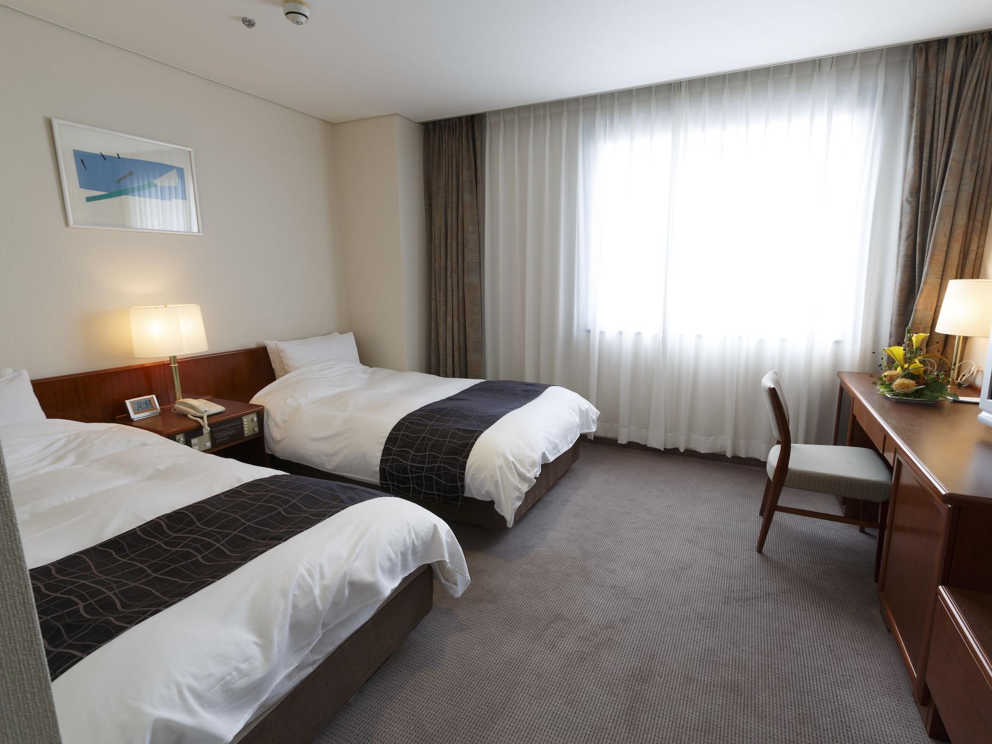 Hotel Pearl Garden Takamatsu Buitenkant foto