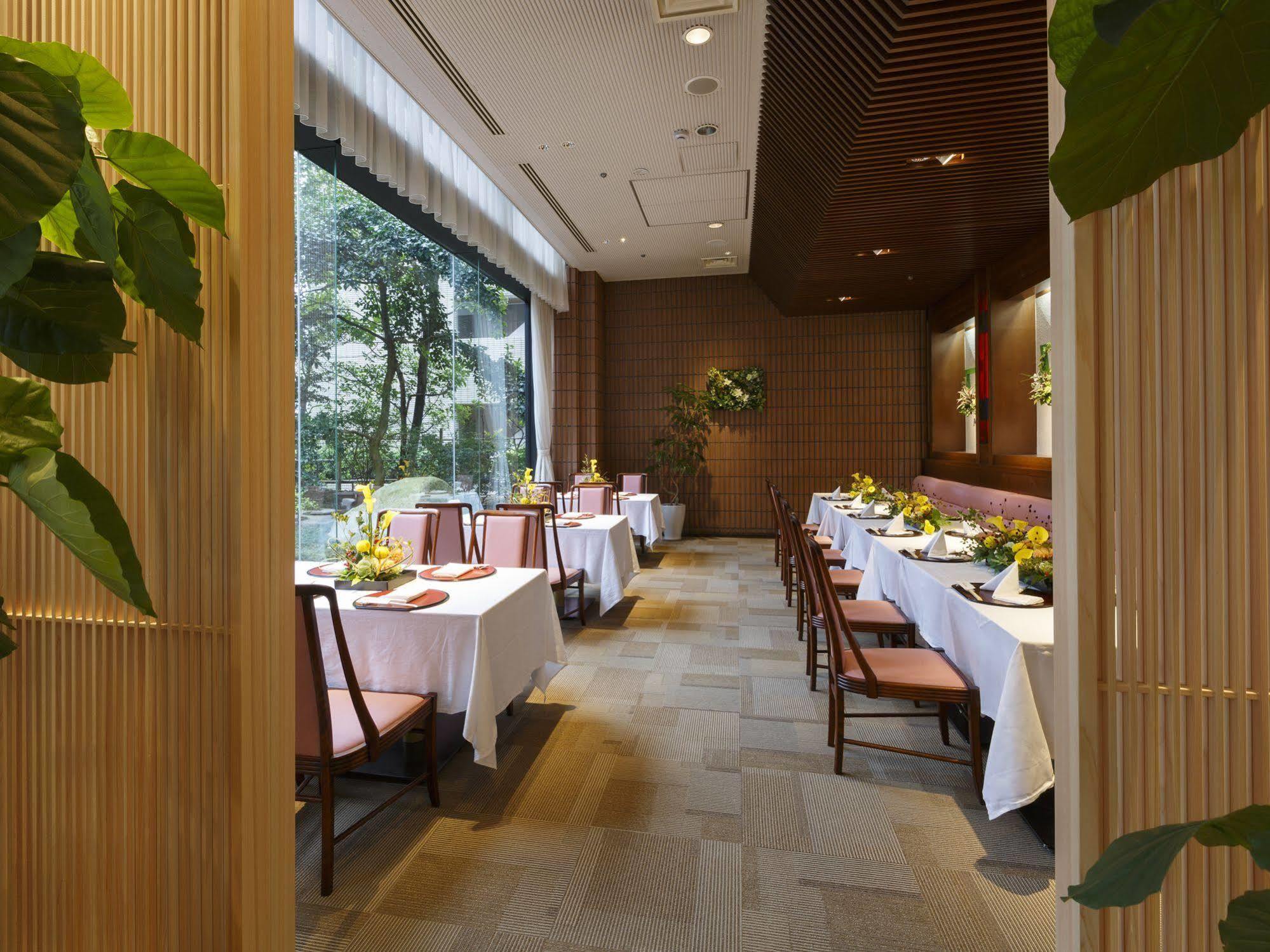 Hotel Pearl Garden Takamatsu Buitenkant foto