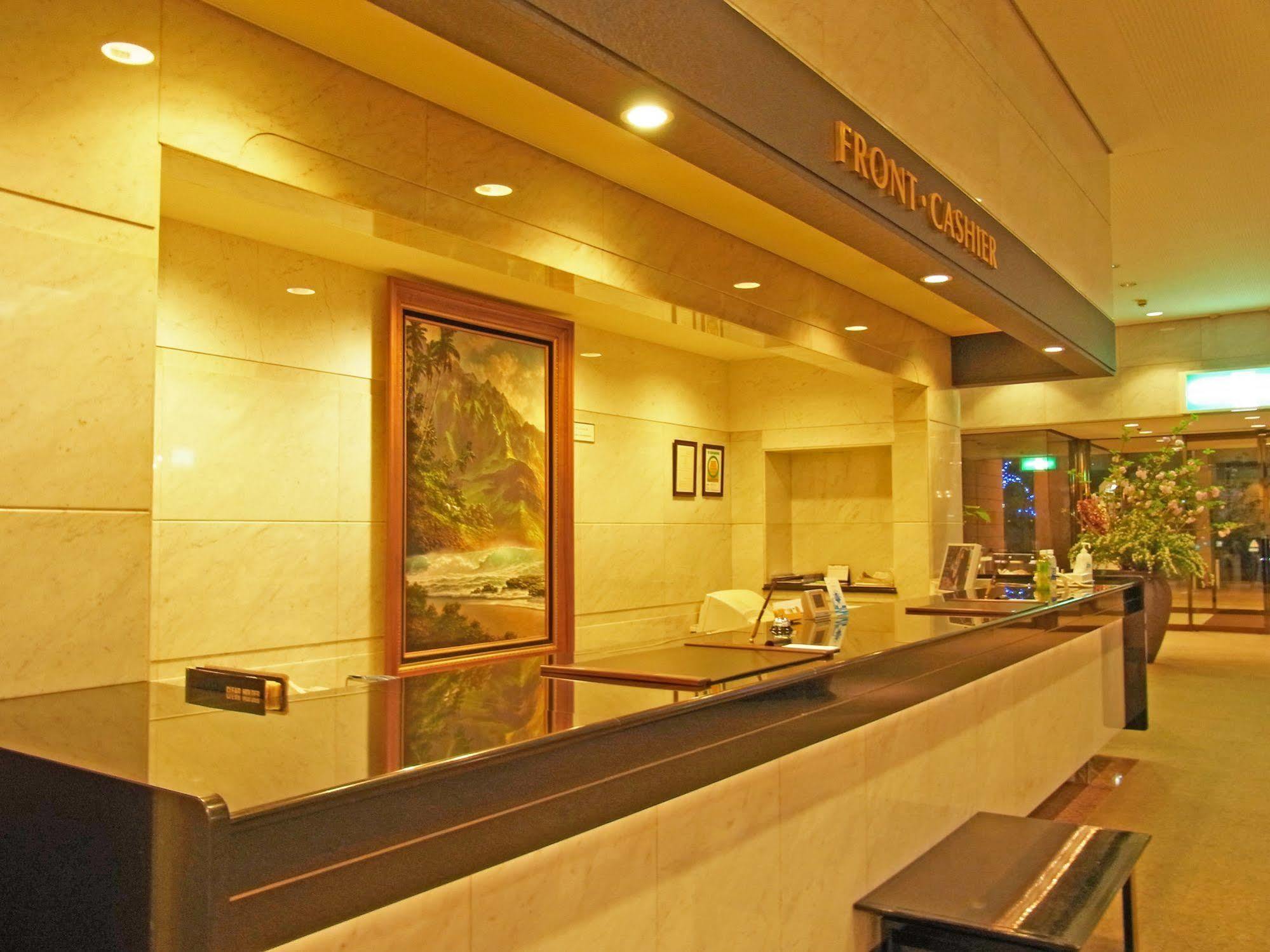 Hotel Pearl Garden Takamatsu Buitenkant foto